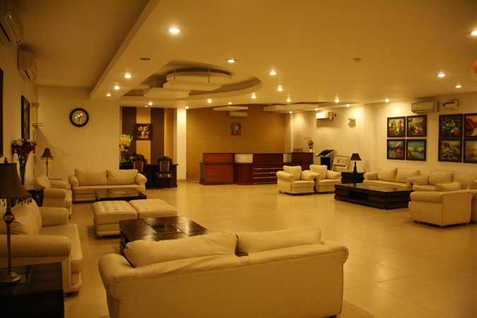 Spacious resort lobby with lounge seating